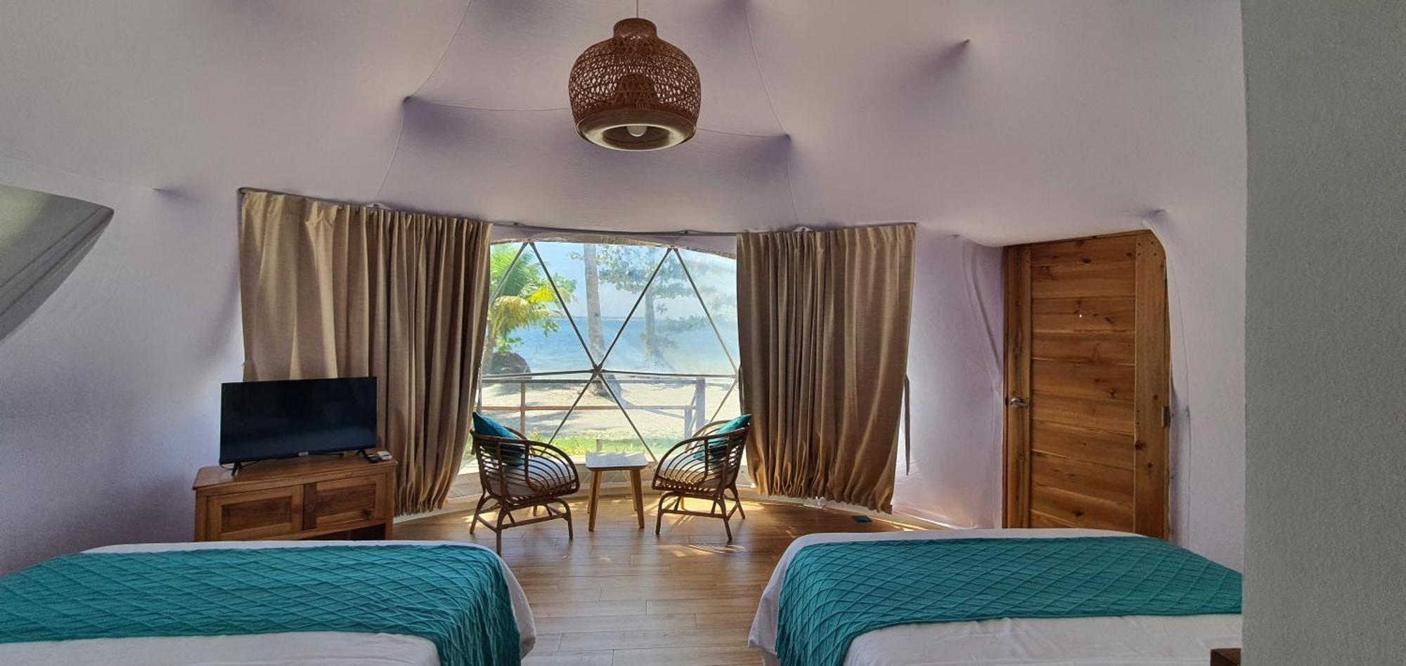 Malipaya Villas Хенераль-Луна Екстер'єр фото